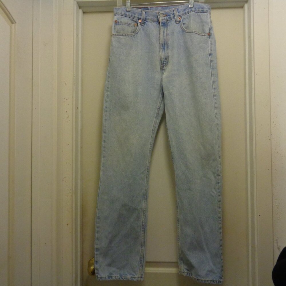 LEVIS LIGHT WASH 505 REGULAR FIT JEANS 33/ 32